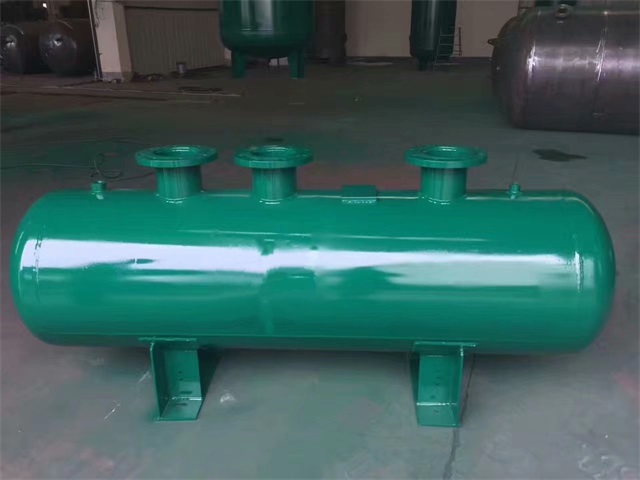 1679991473376569.jpeg 蒙自蒙自蒙自蒸汽分气缸1.jpeg